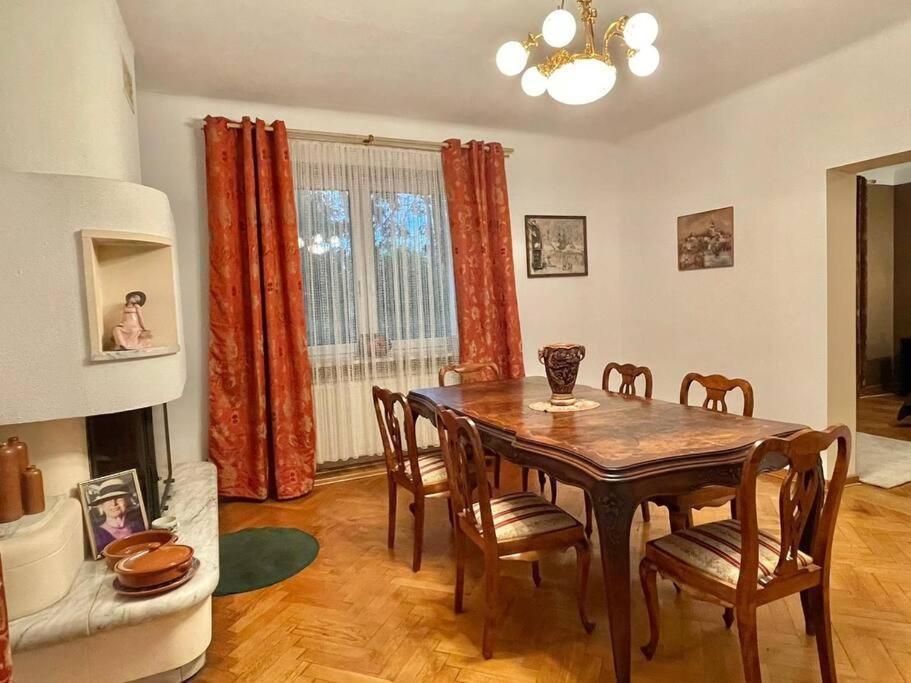 Beautiful Villa With Garden In Milanowek Esterno foto