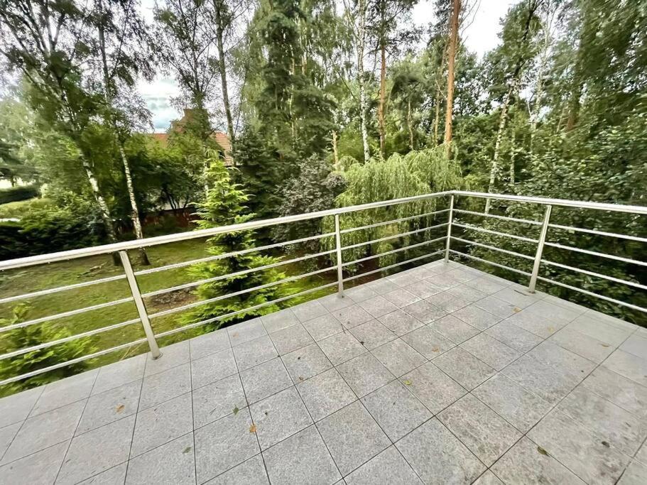 Beautiful Villa With Garden In Milanowek Esterno foto